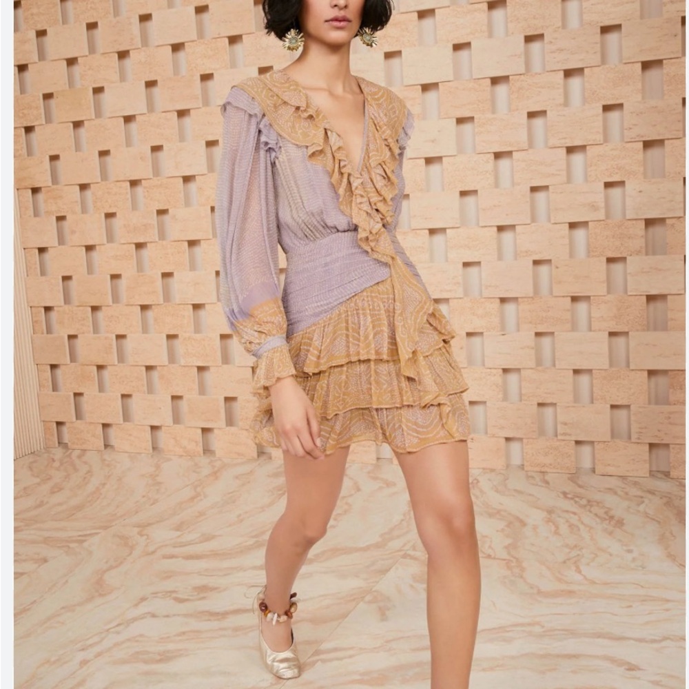 Flirty little mini dress, 100% silk, side zipper